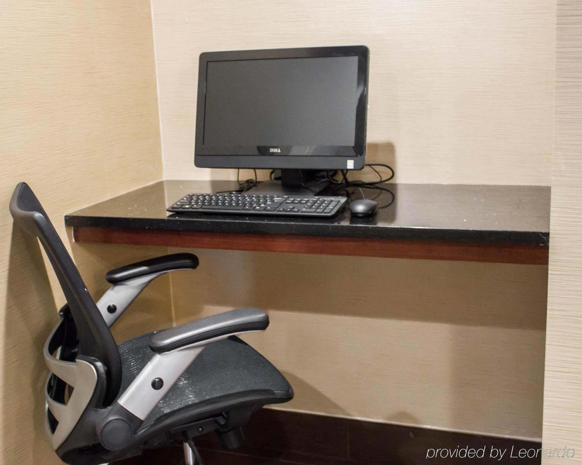 Comfort Inn New York Exterior foto